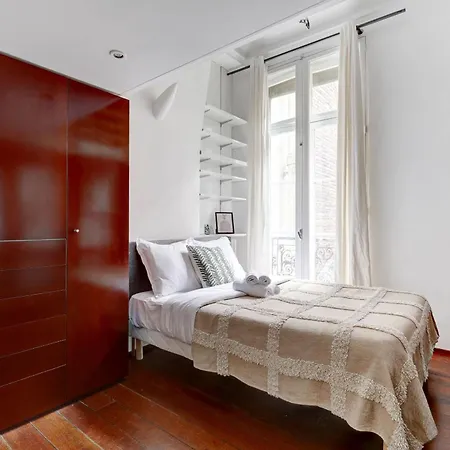 Apartment Bnbnova - Le Marais & Place De La Republique - 3br *