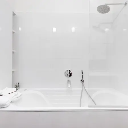 Bnbnova - Le Marais & Place De La Republique - 3br * Parigi