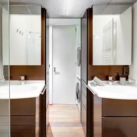 Bnbnova - Le Marais & Place De La Republique - 3br Parigi